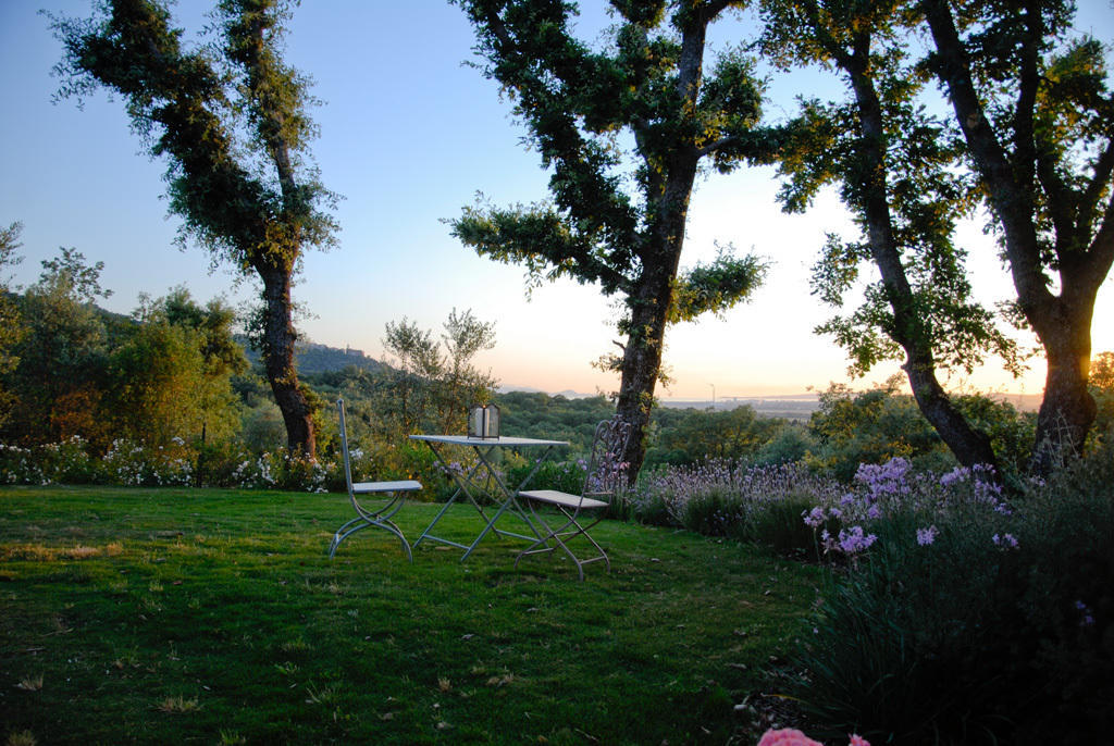 Giardino Dei Sugheri สการ์ลีโน ภายนอก รูปภาพ