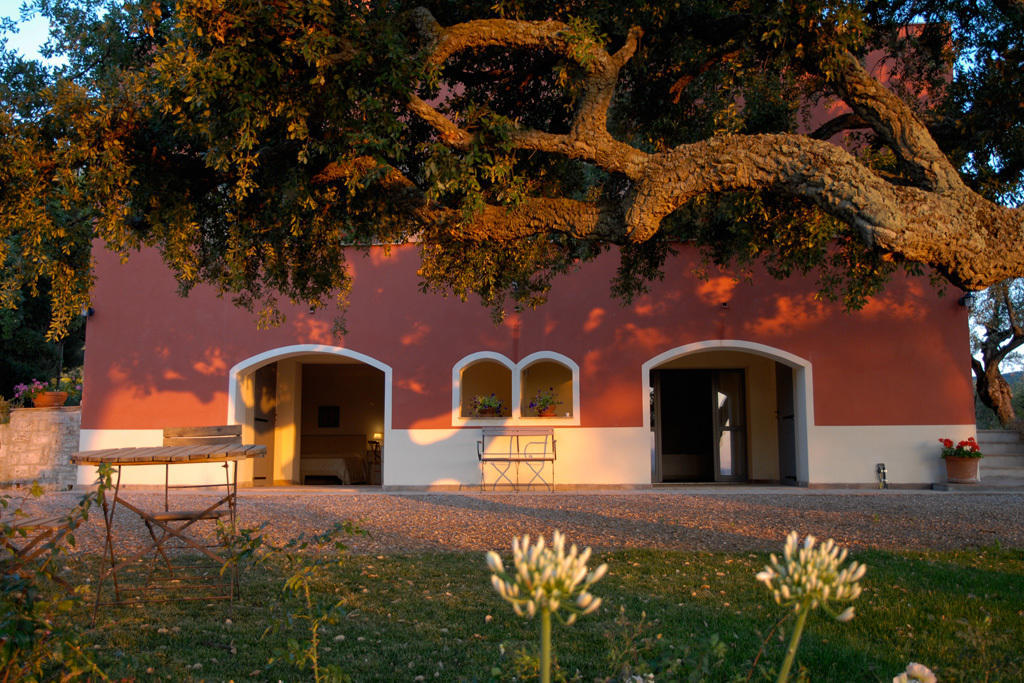 Giardino Dei Sugheri สการ์ลีโน ภายนอก รูปภาพ
